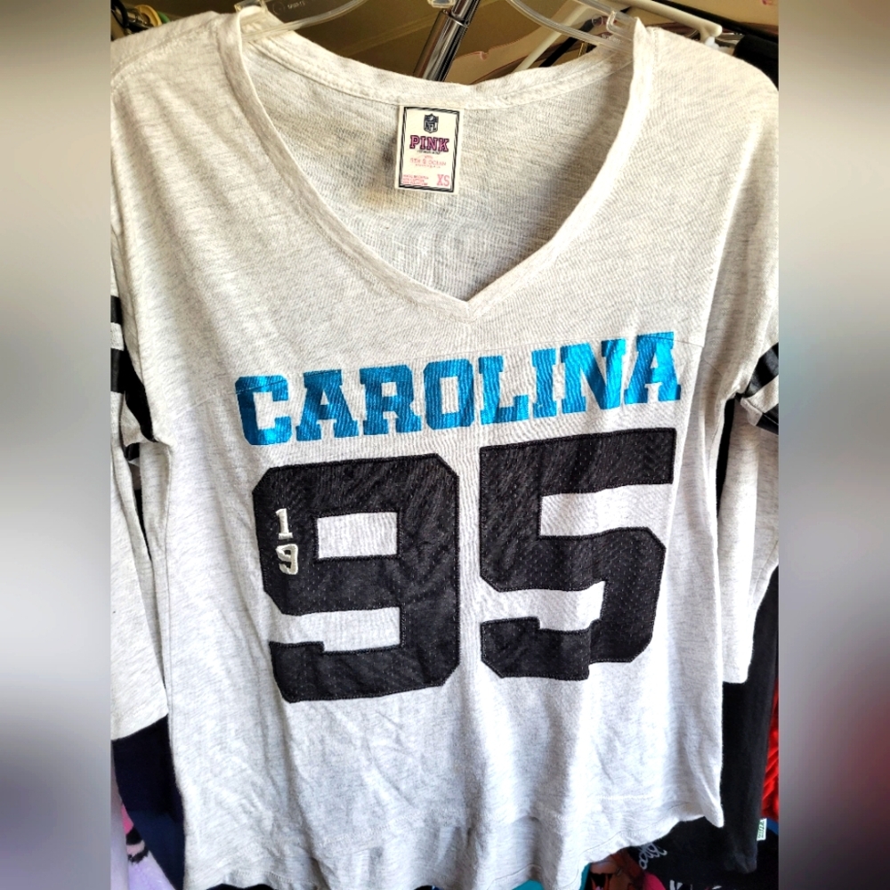 VS Pink Carolina Panthers tshirt